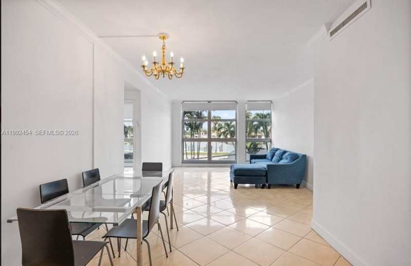 5055 Collins Ave # 2K, Miami Beach FL 33140