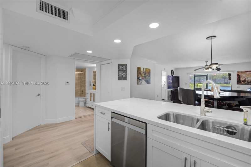 850 SW 138th Ave # 111D, Pembroke Pines FL 33027