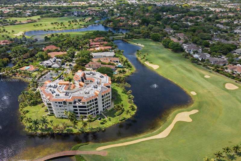 7383 Orangewood Ln # 301, Boca Raton FL 33433