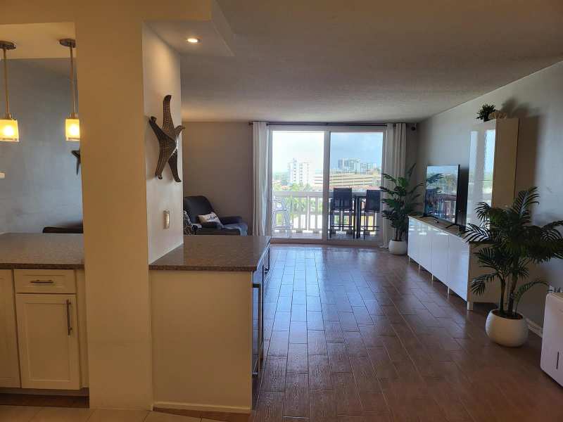 801 S Ocean Drive # 805, Hollywood FL 33019