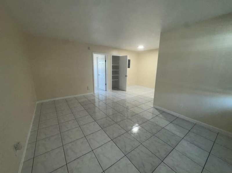1751 NE 31st Street # 26, Pompano Beach FL 33064
