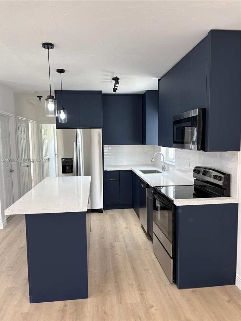 1348 NE 182nd St, North Miami Beach FL 33162