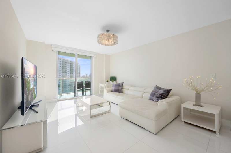 19370 Collins Ave # 916, Sunny Isles Beach FL 33160