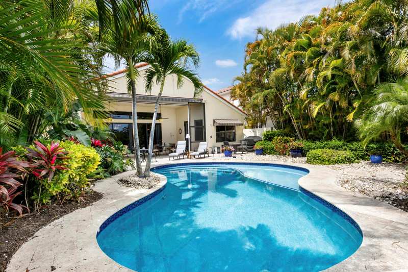 6700 Fox Hollow Drive, West Palm Beach FL 33412