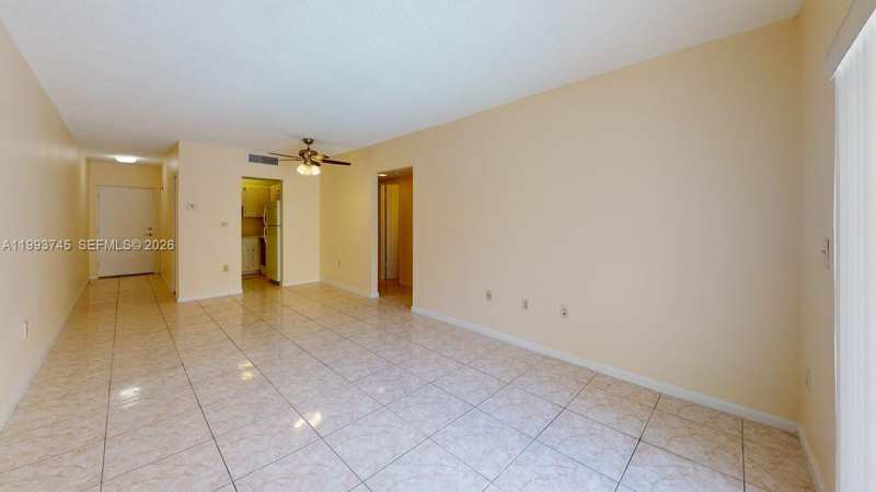 1955 NE 135th St # 301, North Miami FL 33181