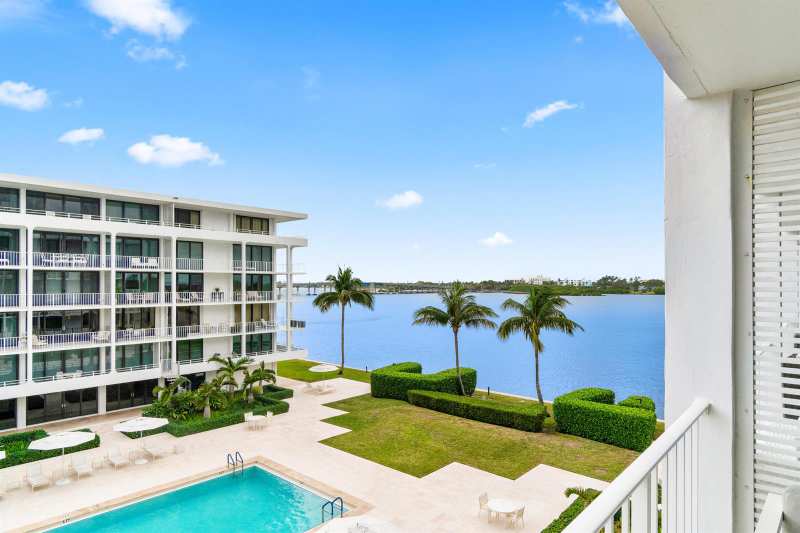 2784 S Ocean Boulevard # 303n, Palm Beach FL 33480