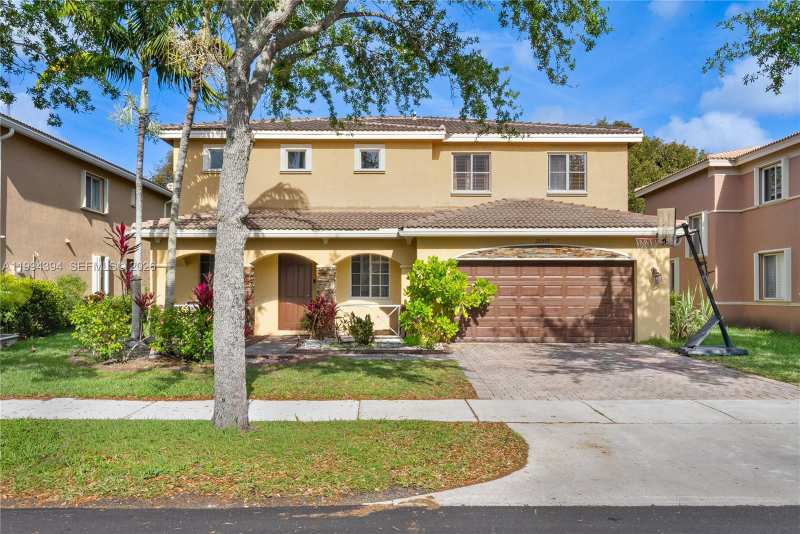 20507 NW 9th Ave, Miami Gardens FL 33169
