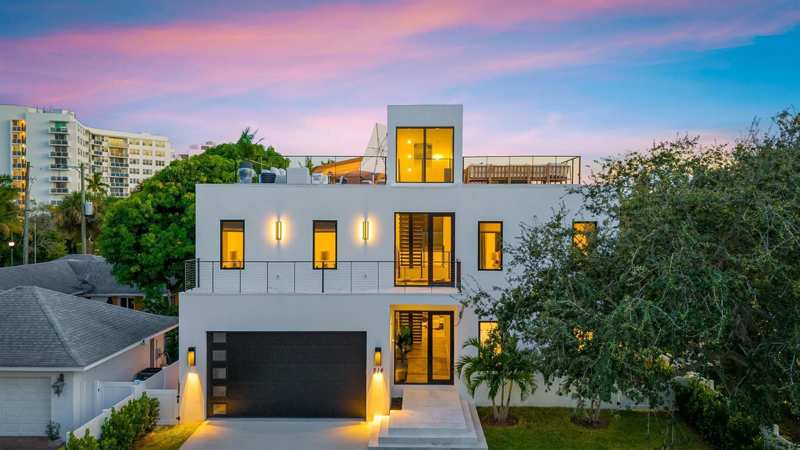 214 28th Street, West Palm Beach FL 33407