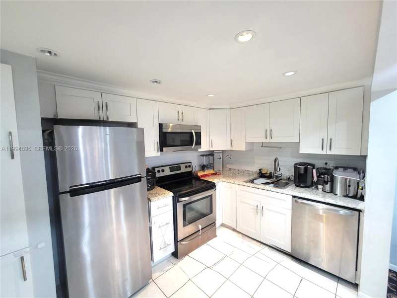 4270 NW 89th Ave # 104, Coral Springs FL 33065
