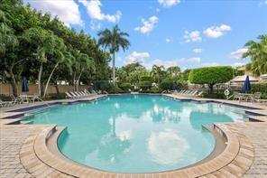 112 Lancaster Way, Royal Palm Beach FL 33414