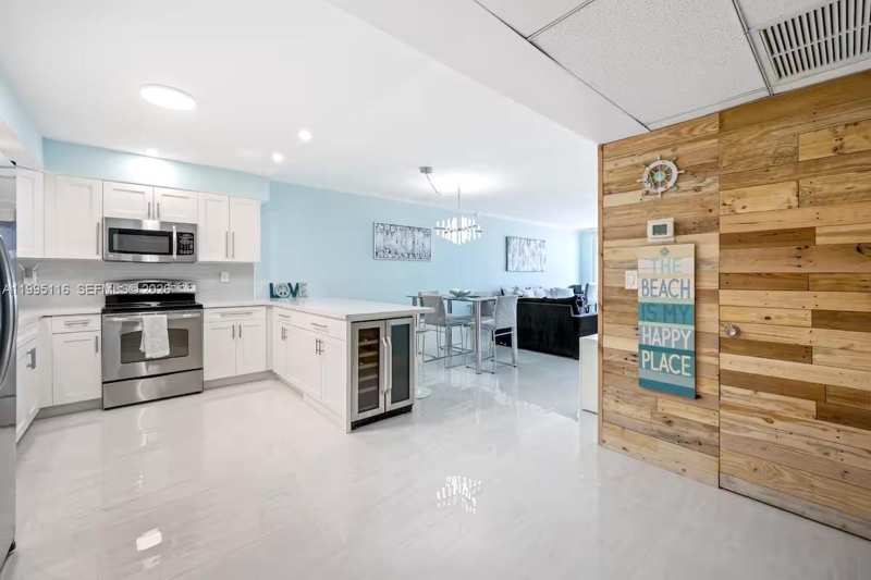 19370 Collins Ave # 1121, Sunny Isles Beach FL 33160