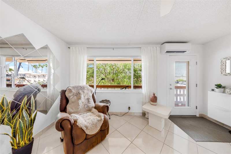 1015 SW 11th Ave # 15K, Hallandale Beach FL 33009