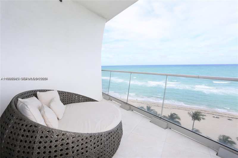 16901 Collins Ave # 904, Sunny Isles Beach FL 33160