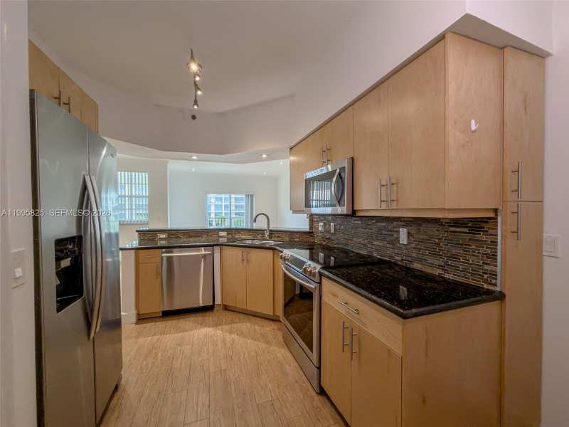 3245 NE 184th St # 13405, Aventura FL 33160