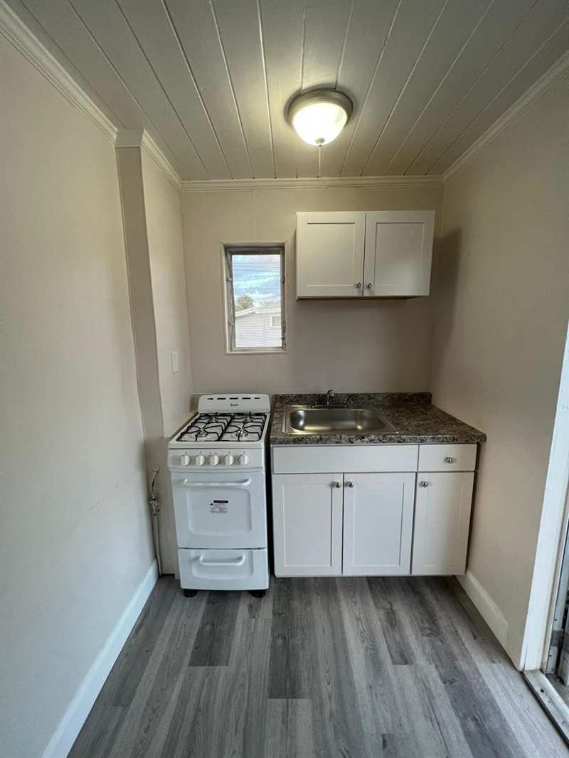 2843 Forest Hill Boulevard # 7, West Palm Beach FL 33406
