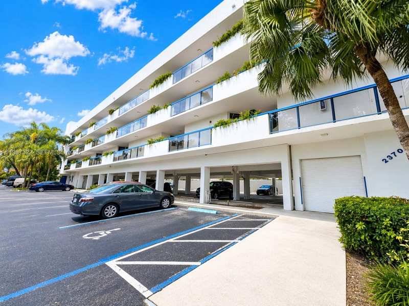 2370 NE 135th St # 405, North Miami FL 33181