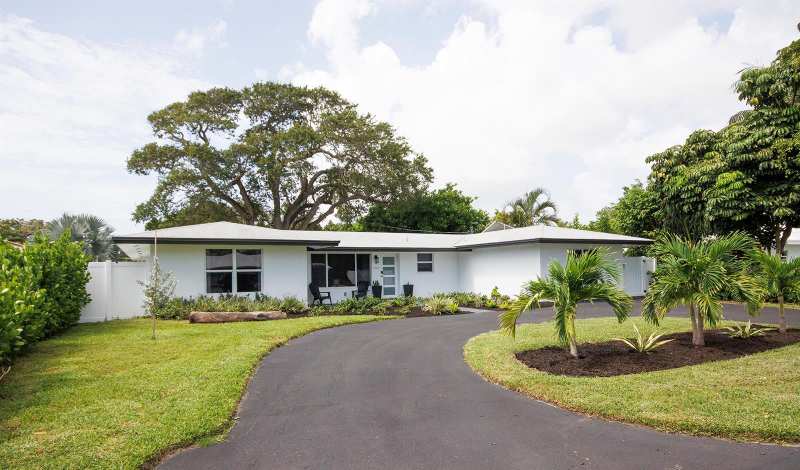 1950 NE 30th Street, Lighthouse Point FL 33064