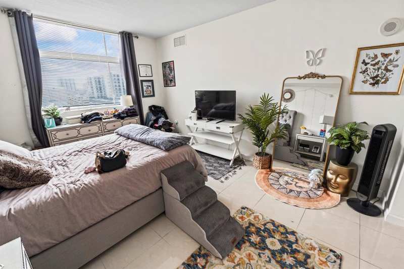 140 S Dixie Highway # 823, Hollywood FL 33020