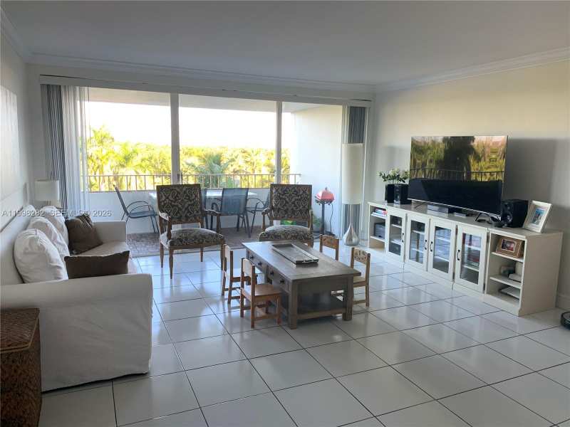 177 Ocean Lane Dr # 512, Key Biscayne FL 33149