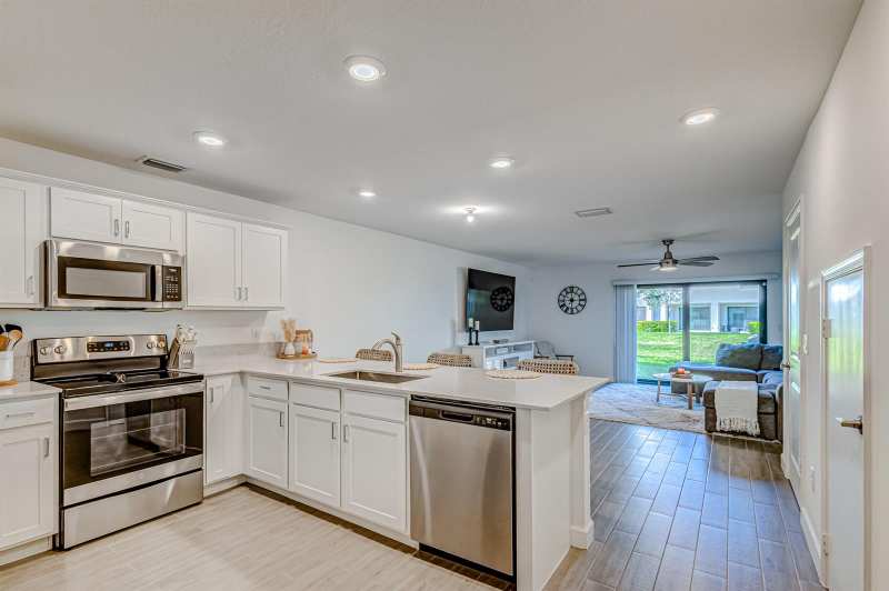 5007 Woods Edge Circle, Riviera Beach FL 33410