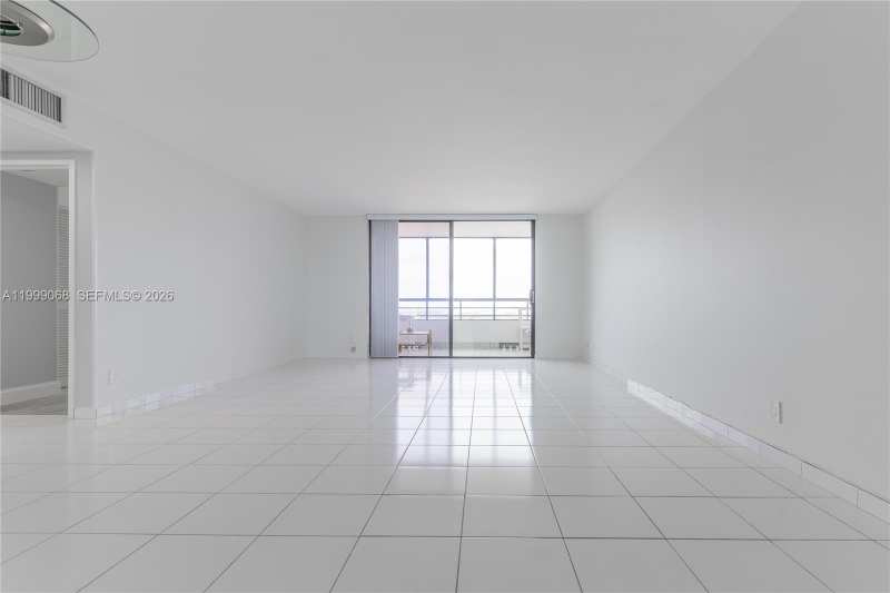 500 Three Islands Blvd # 1110, Hallandale Beach FL 33009