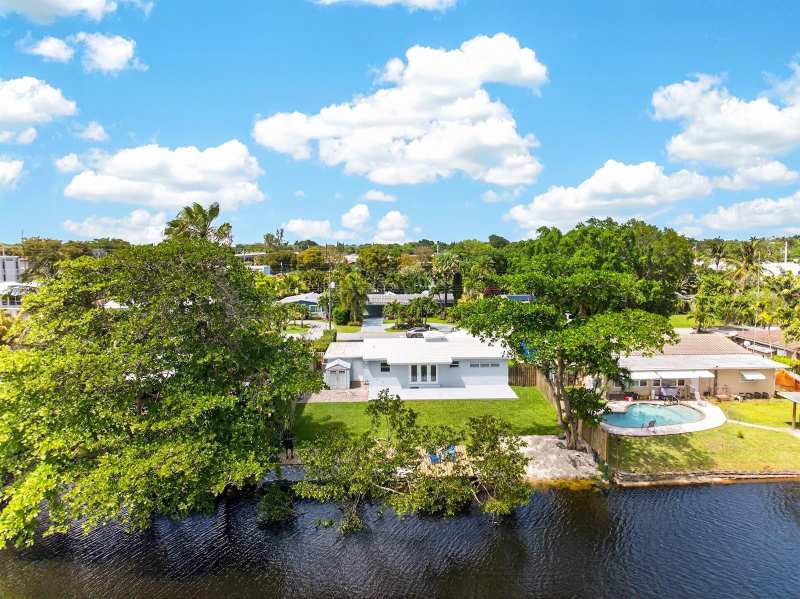 648 NW 30th Court, Wilton Manors FL 33311