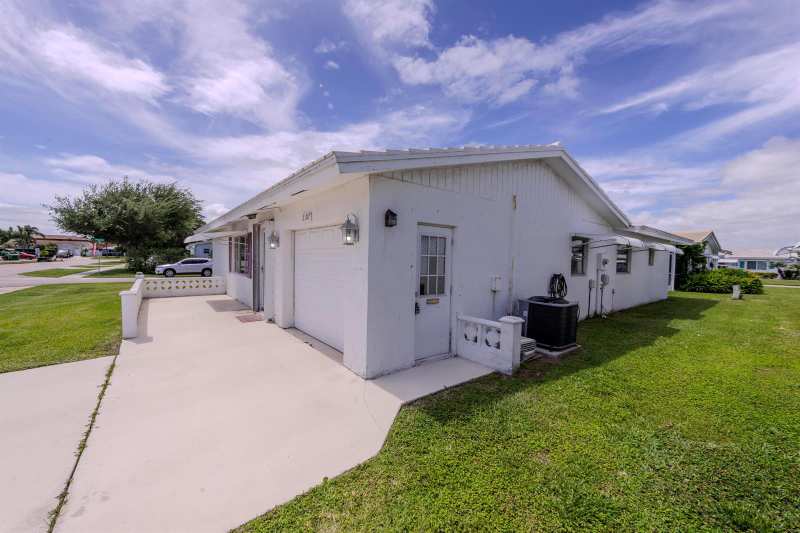 2107 Campanelli Boulevard, Boynton Beach FL 33426