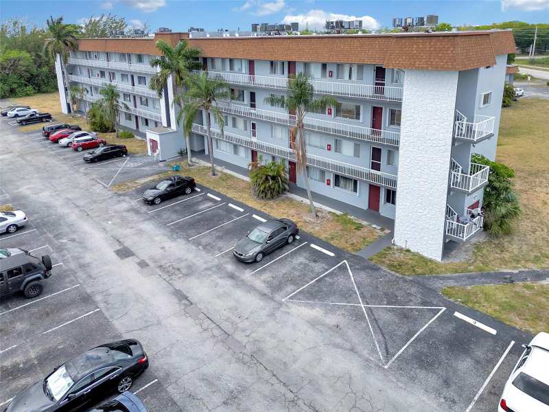 6289 Lear Drive # 403, Lake Worth FL 33462