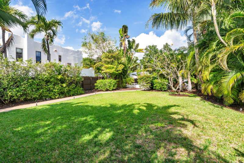 439 28th Street, West Palm Beach FL 33407