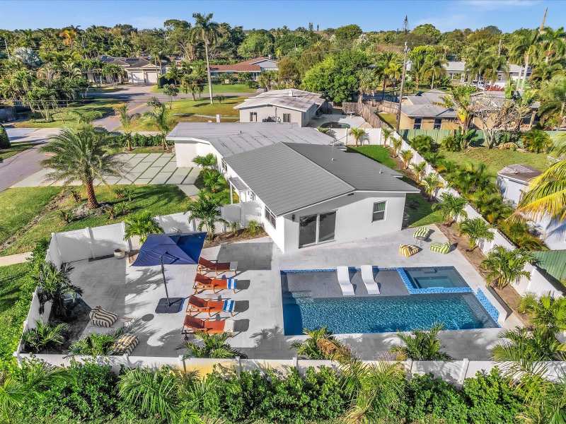 209 NE 27th Drive, Wilton Manors FL 33334