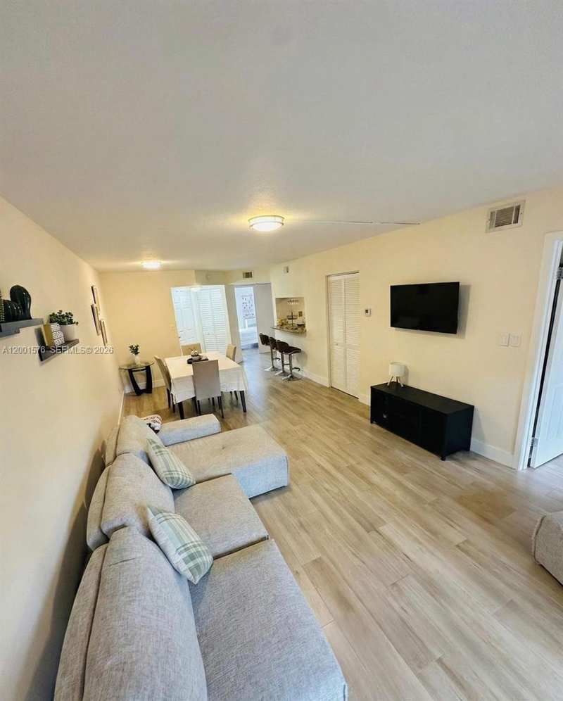 1190 Coral Club Dr # 1190, Coral Springs FL 33071