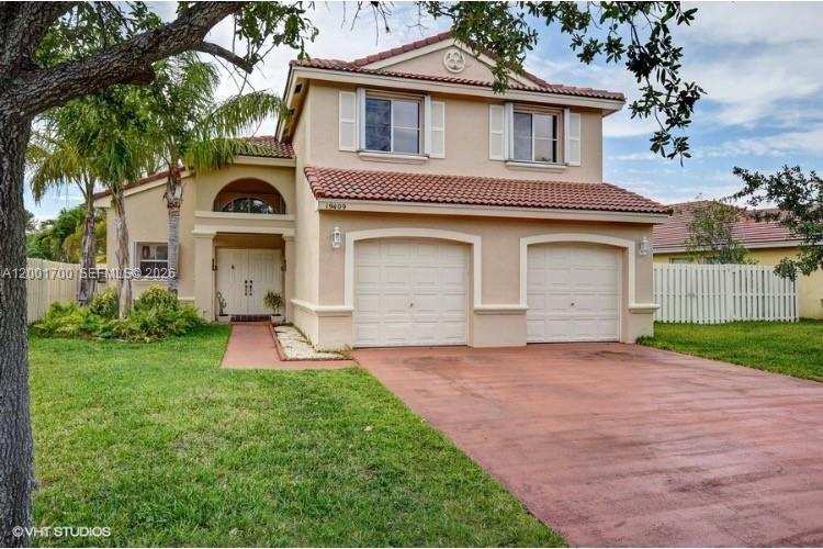 19409 NW 24th Pl, Pembroke Pines FL 33029