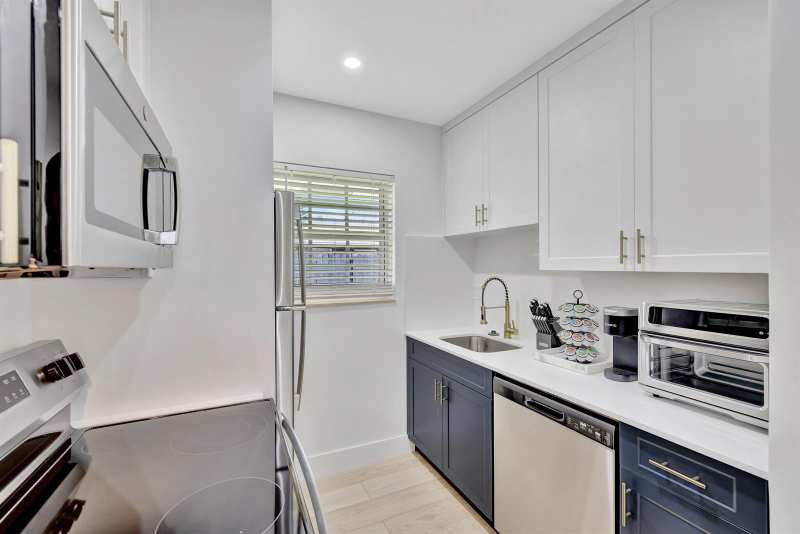 934 NW 4th Avenue # 4, Fort Lauderdale FL 33311