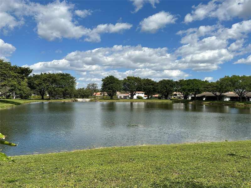 8885 Windtree Street # D, Boca Raton FL 33496