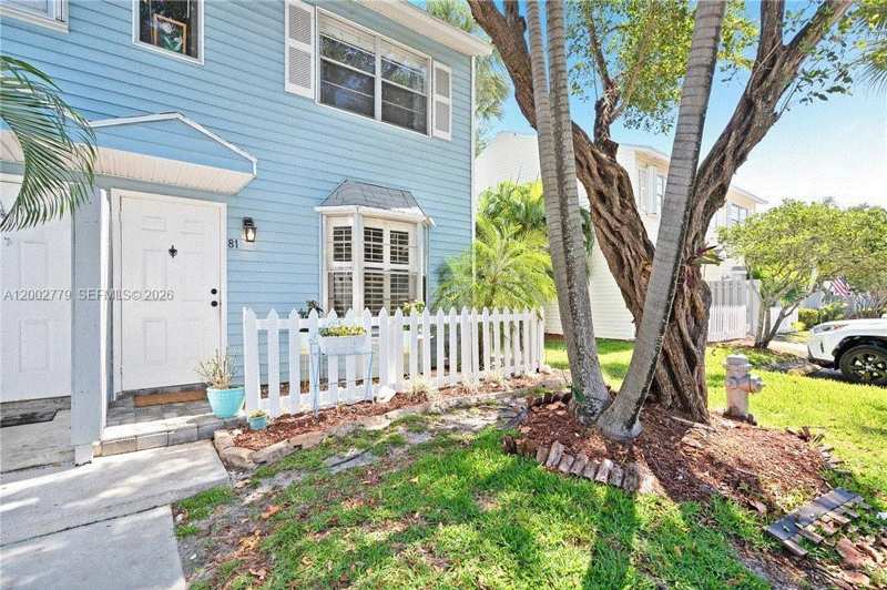 81 SW 3rd St # 81, Pompano Beach FL 33060