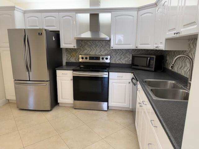 9256 Sabal Ridge Circle # D, Boca Raton FL 33428
