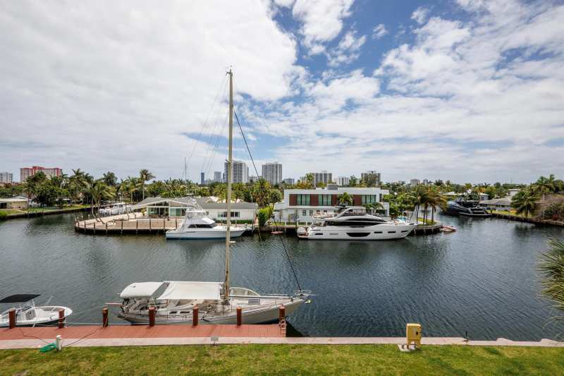 301 Golden Isles Drive # 412, Hallandale Beach FL 33009