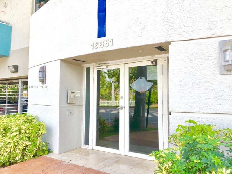 16851 NE 35TH AVE # 27, North Miami Beach FL 33160