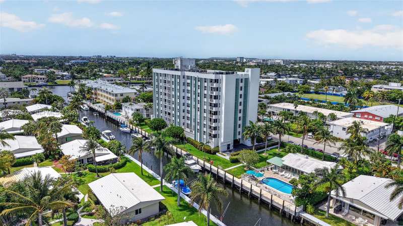 3210 SE 10th St # 6B, Pompano Beach FL 33062