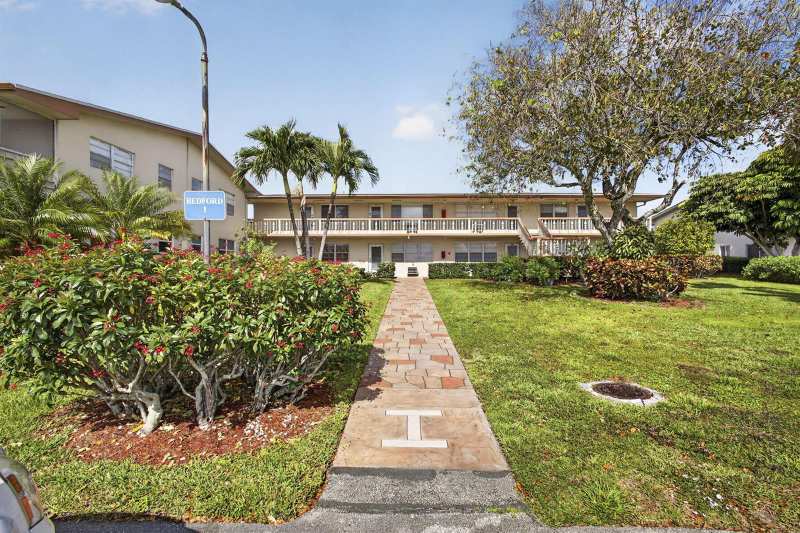 225 Bedford I # 225, West Palm Beach FL 33417