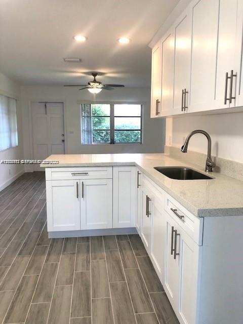 215 SW 10th St # 0, Hallandale Beach FL 33009