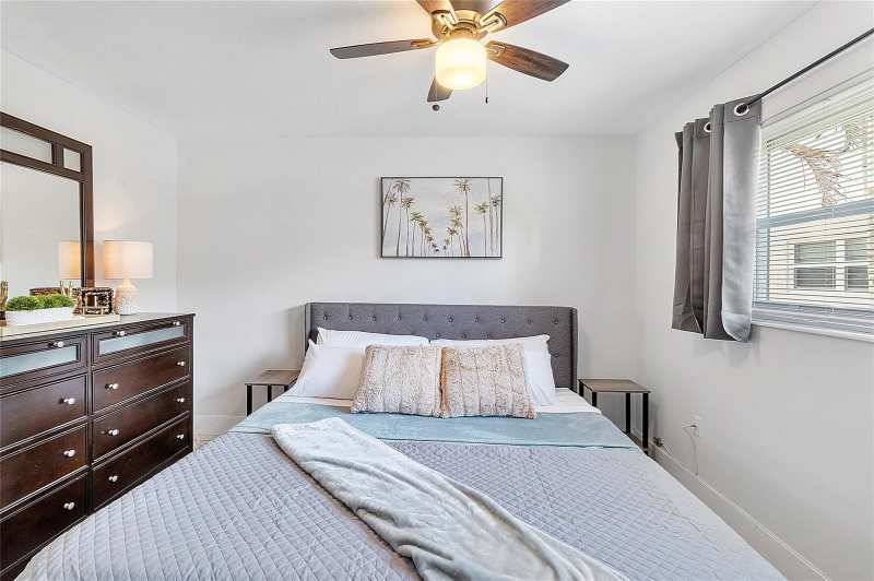 3230 NE 13th Street # 102, Pompano Beach FL 33062