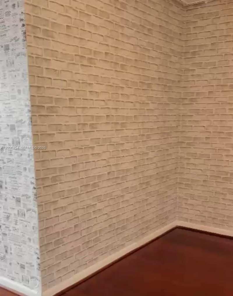 1000 West Ave # 1105, Miami Beach FL 33139
