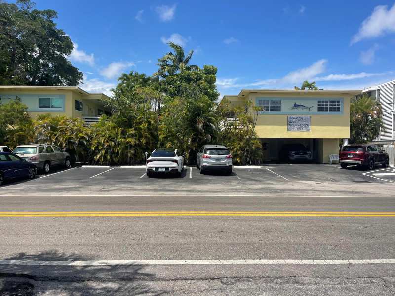 1525 SE 15th Street NE # 2, Fort Lauderdale FL 33316