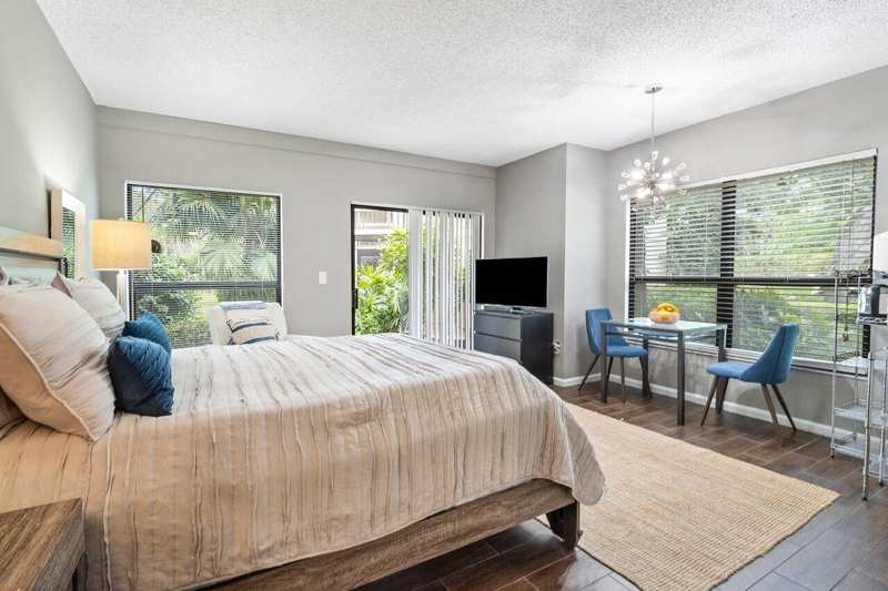 11863 Wimbledon Circle # 407, Wellington FL 33414