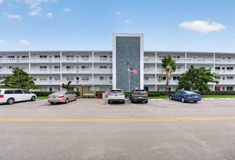 1025 Ventnor # H, Deerfield Beach FL 33442
