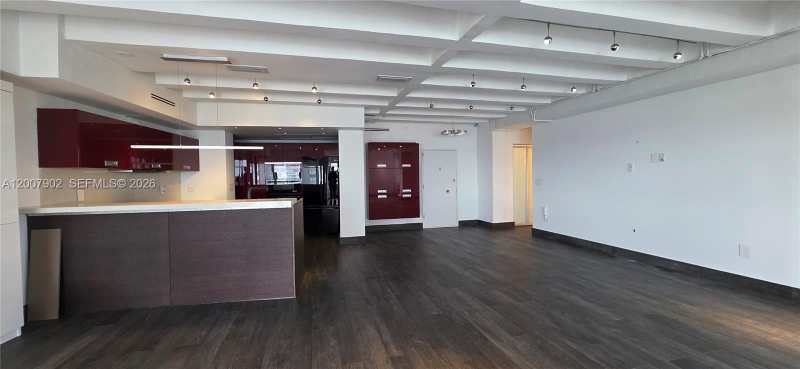 5255 Collins Ave # 7G, Miami Beach FL 33140