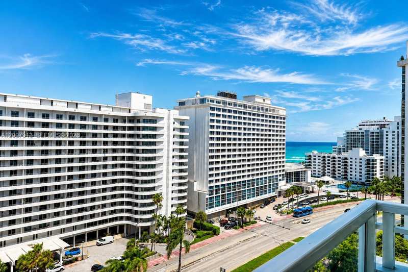 5600 Collins Ave # 15B, Miami Beach FL 33140