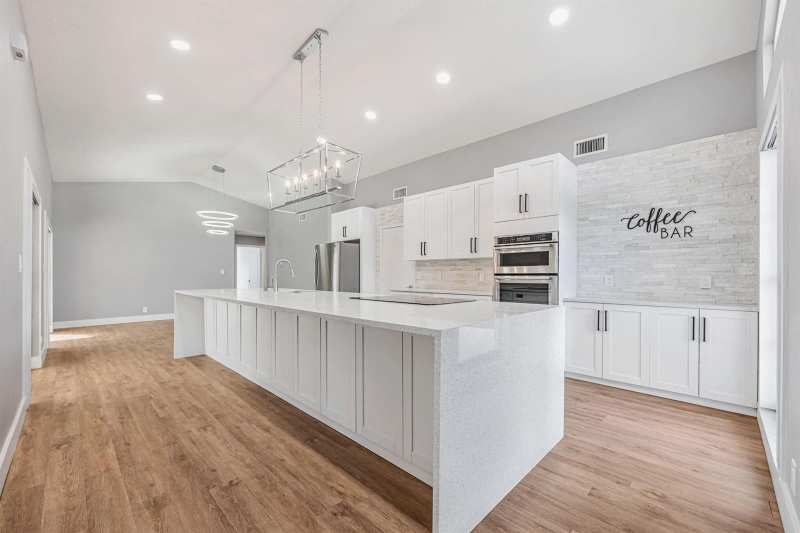 21356 Summertrace Circle, Boca Raton FL 33428