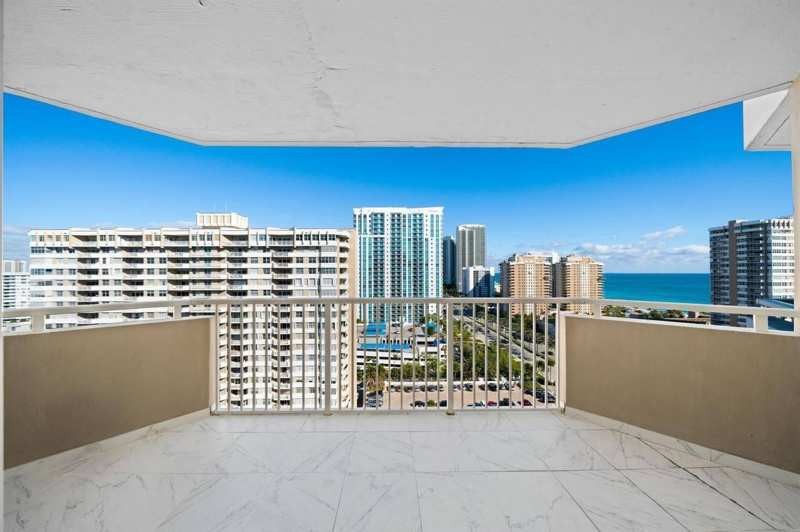 1985 S Ocean Drive # 16b, Hallandale Beach FL 33009